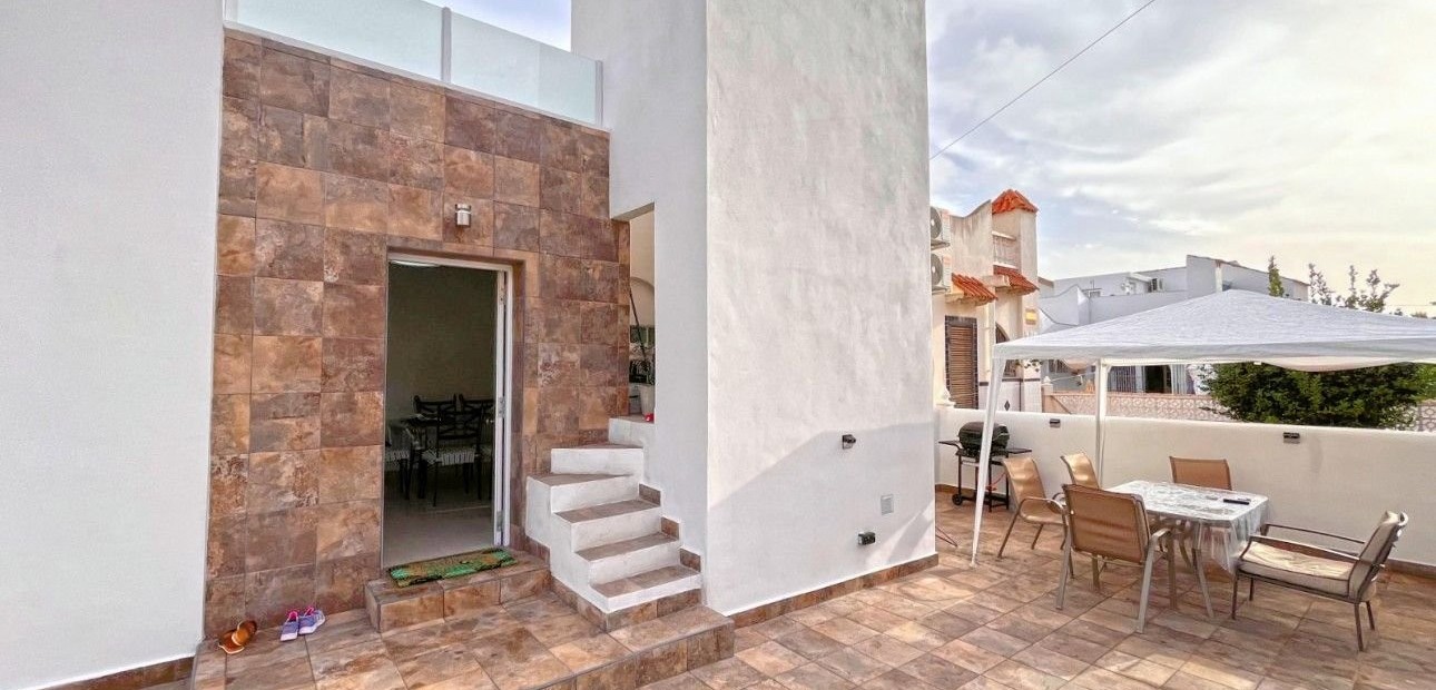 Herverkoop - Quadplex -
Orihuela Costa - Playa Flamenca