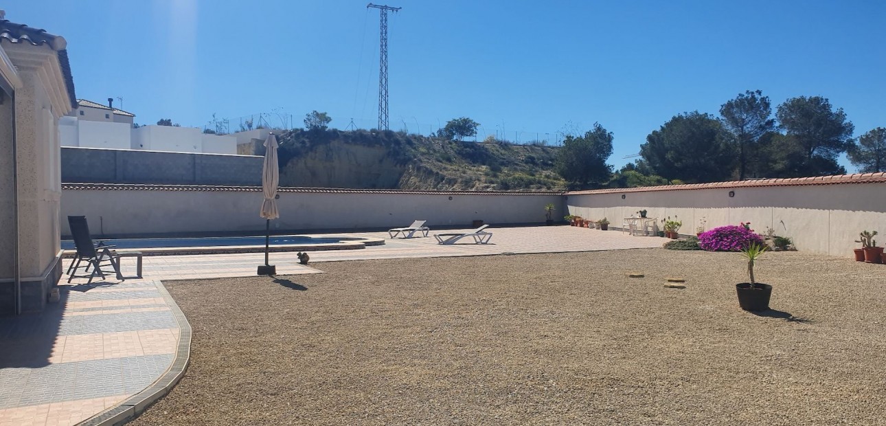 Herverkoop - Detached Villa -
Algorfa - Montemar