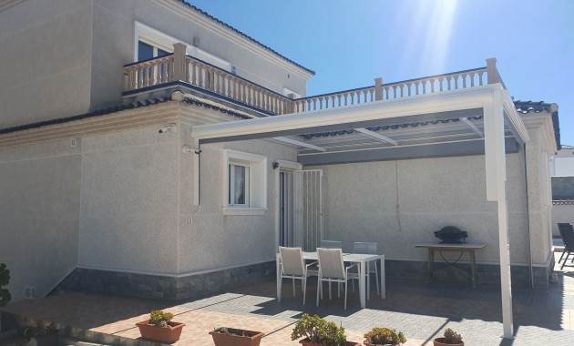 Herverkoop - Detached Villa -
Algorfa - Montemar