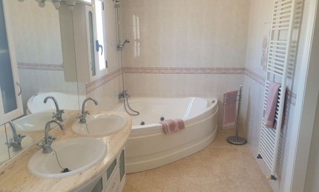 Herverkoop - Detached Villa -
Algorfa - Montemar