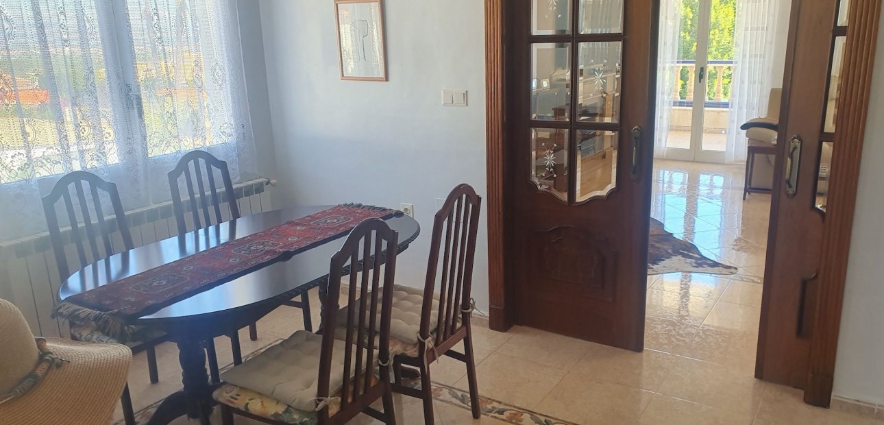 Herverkoop - Detached Villa -
Algorfa - Montemar