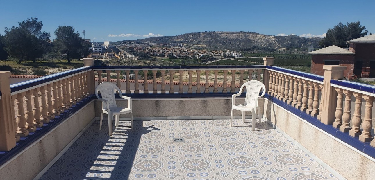 Herverkoop - Detached Villa -
Algorfa - Montemar