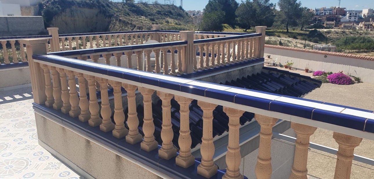 Herverkoop - Detached Villa -
Algorfa - Montemar