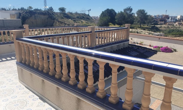 Herverkoop - Detached Villa -
Algorfa - Montemar