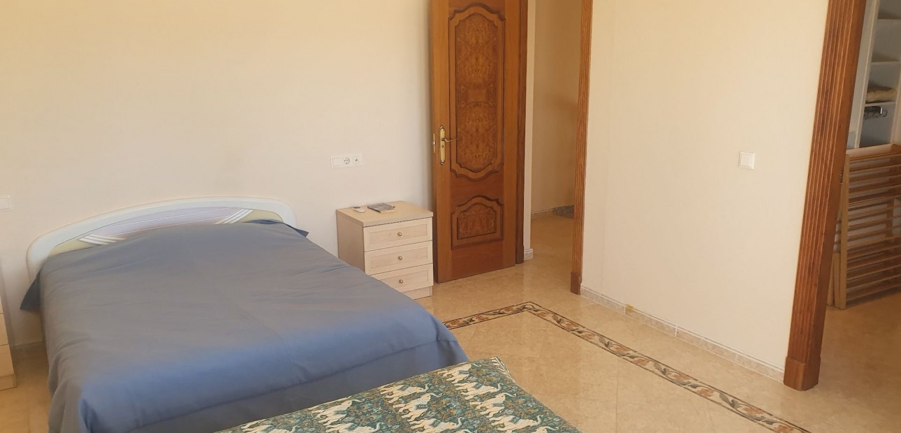 Herverkoop - Detached Villa -
Algorfa - Montemar