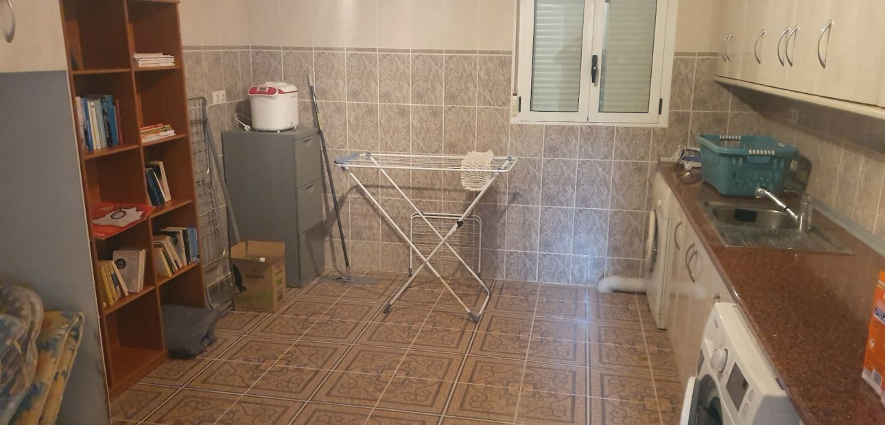 Herverkoop - Detached Villa -
Algorfa - Montemar