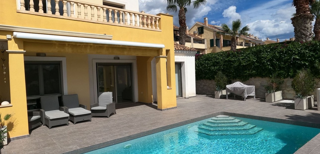 Herverkoop - Detached Villa -
Algorfa - La Finca Golf Resort