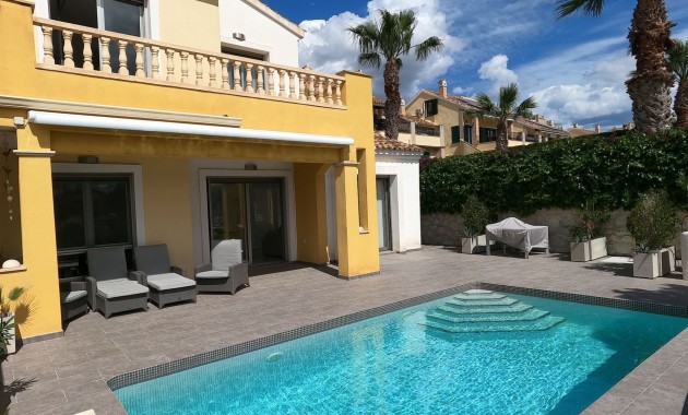 Herverkoop - Detached Villa -
Algorfa - La Finca Golf Resort