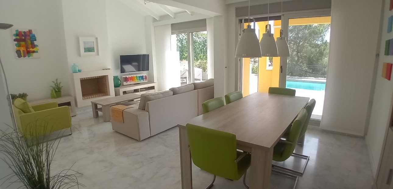 Herverkoop - Detached Villa -
Algorfa - La Finca Golf Resort