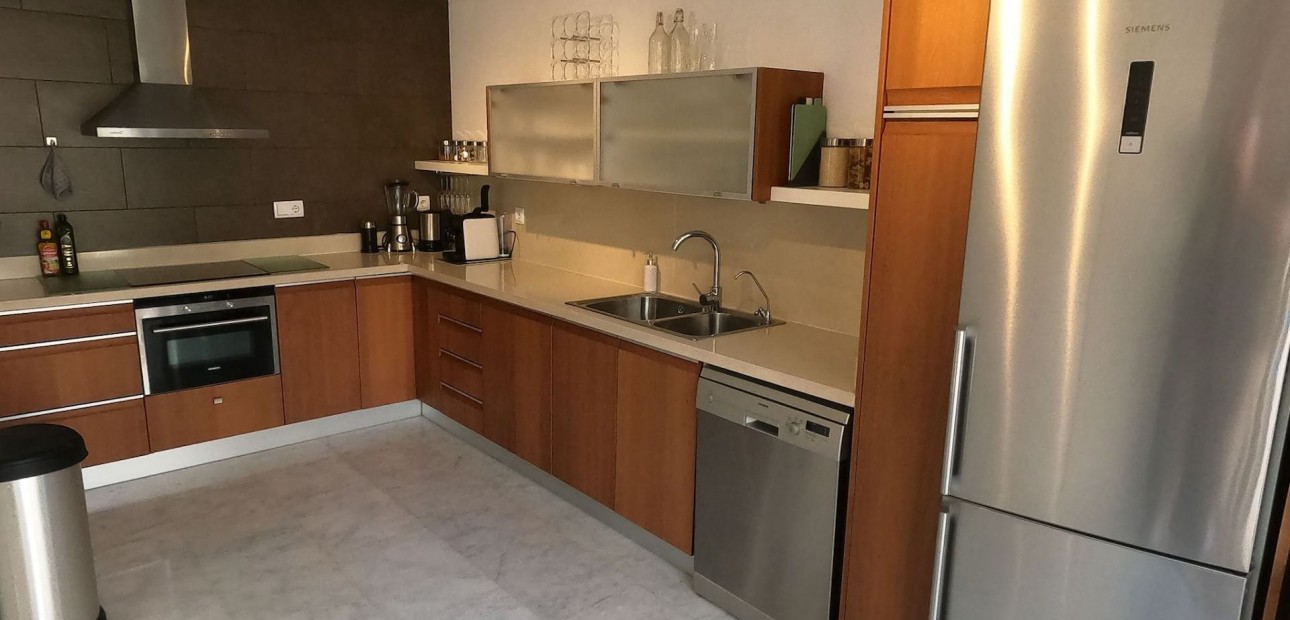 Herverkoop - Detached Villa -
Algorfa - La Finca Golf Resort