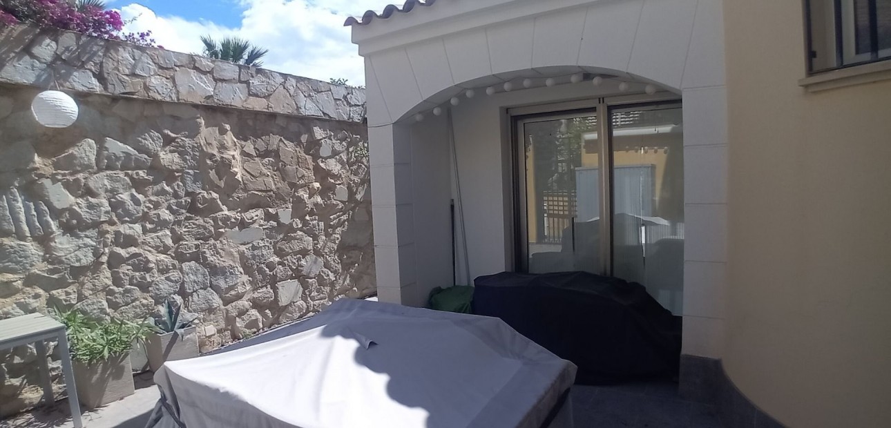Herverkoop - Detached Villa -
Algorfa - La Finca Golf Resort