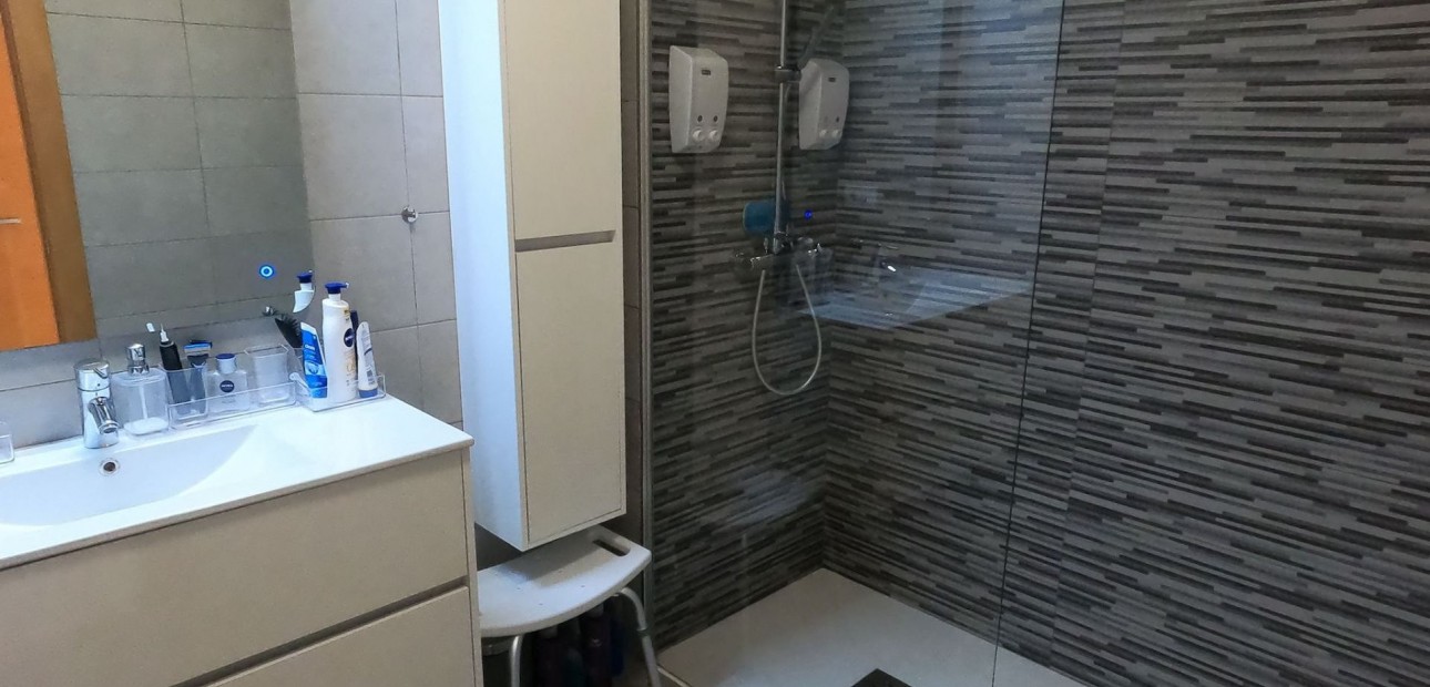 Herverkoop - Detached Villa -
Algorfa - La Finca Golf Resort