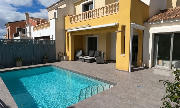 Herverkoop - Detached Villa -
Algorfa - La Finca Golf Resort