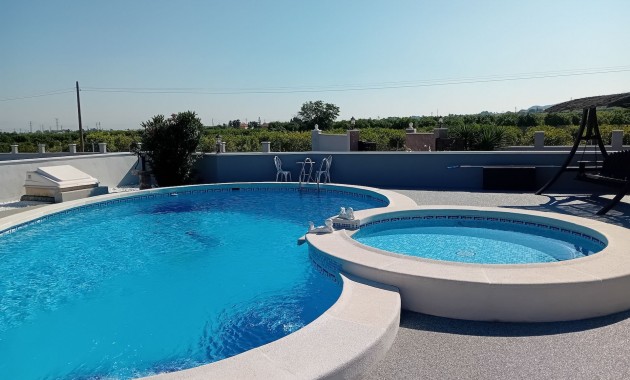 Herverkoop - Detached Villa -
Jacarilla - Jacarilla - Country