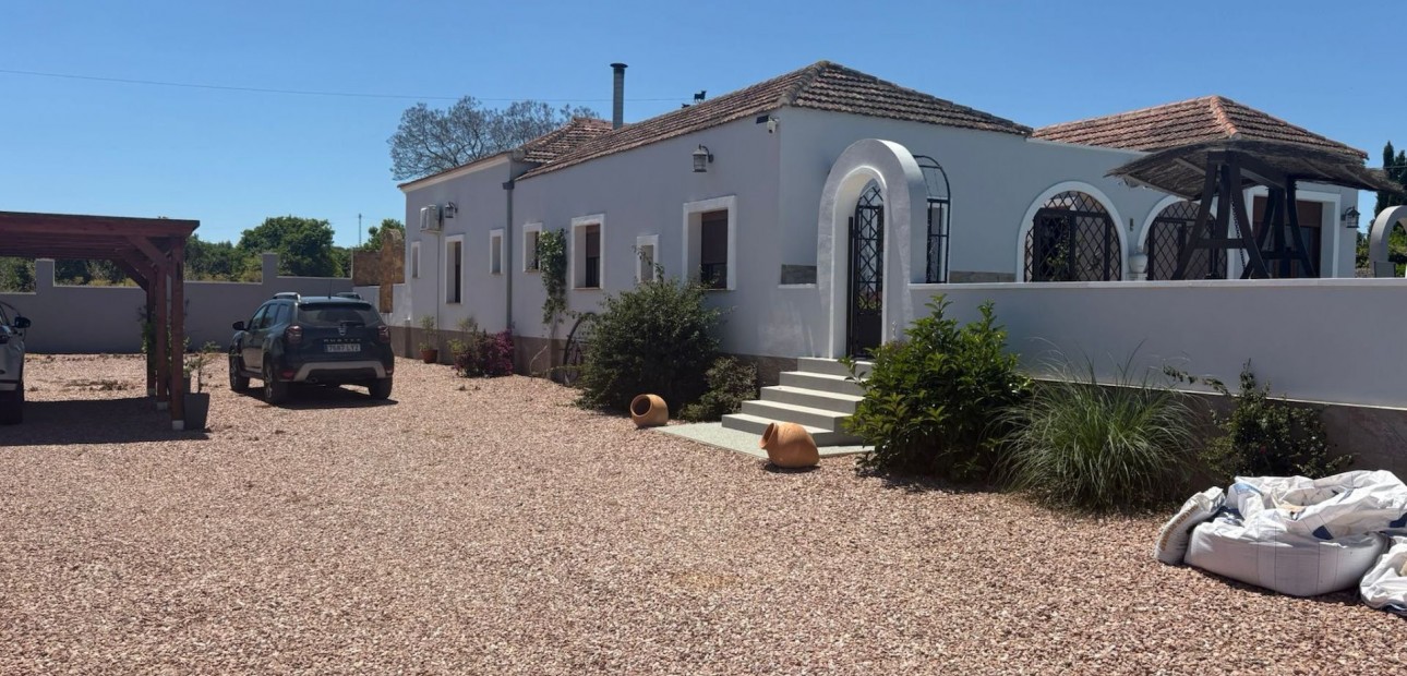 Herverkoop - Detached Villa -
Jacarilla - Jacarilla - Country