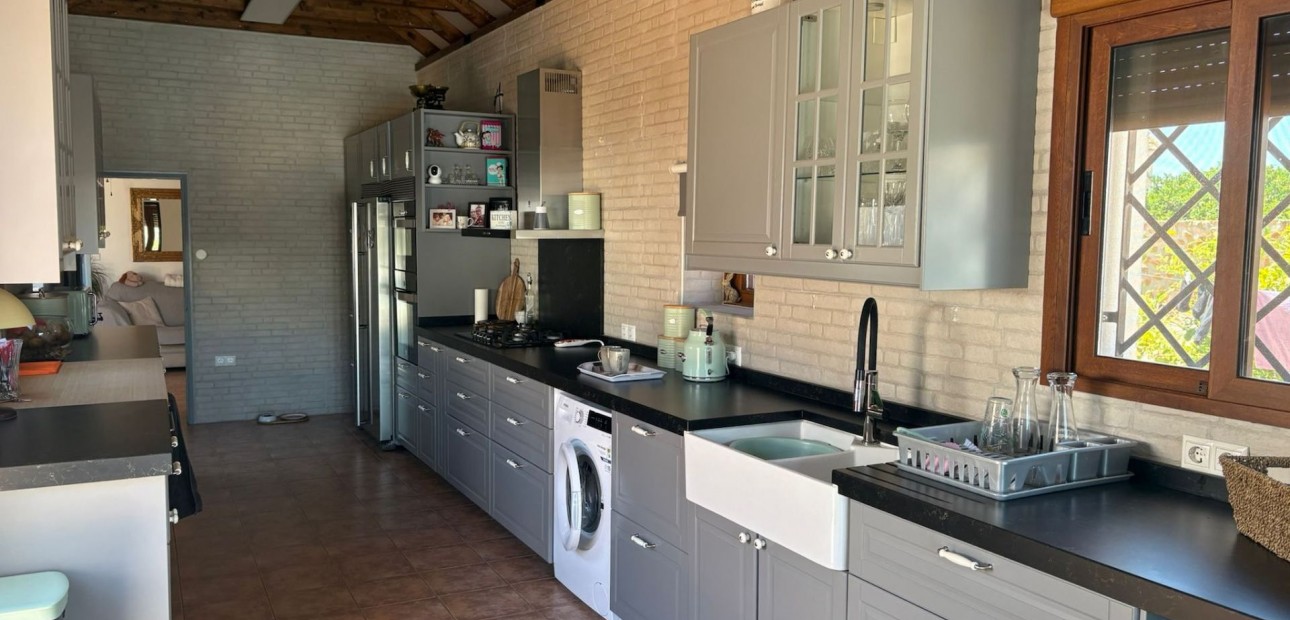 Herverkoop - Detached Villa -
Jacarilla - Jacarilla - Country