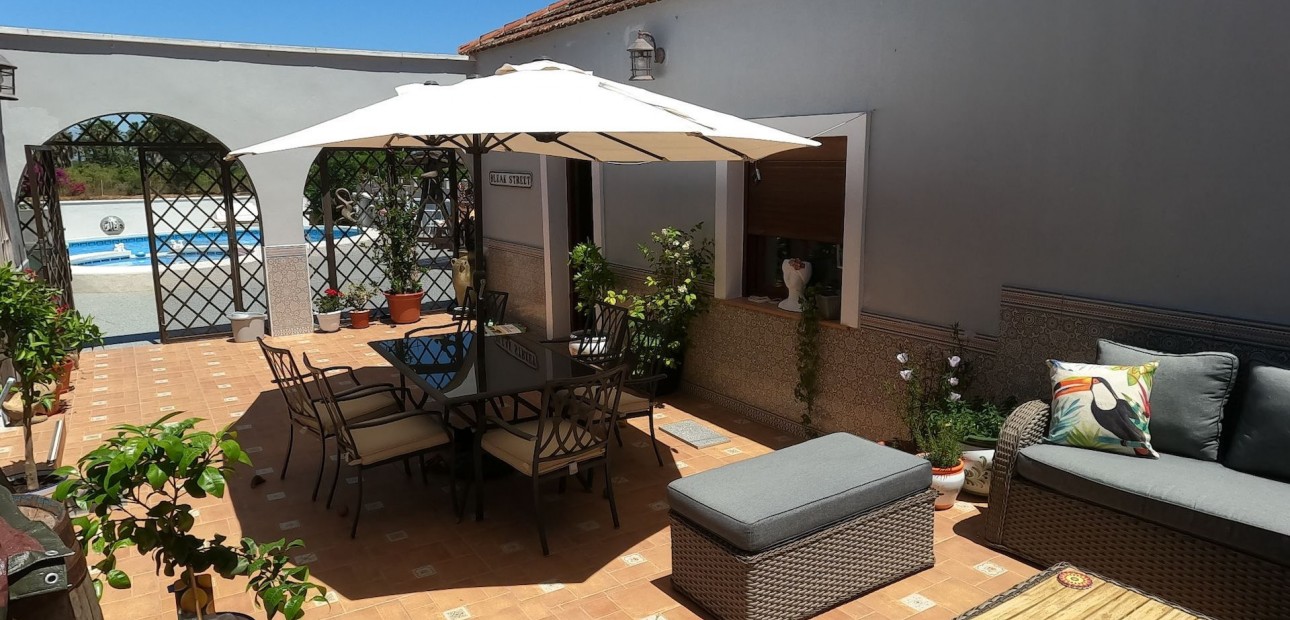 Herverkoop - Detached Villa -
Jacarilla - Jacarilla - Country