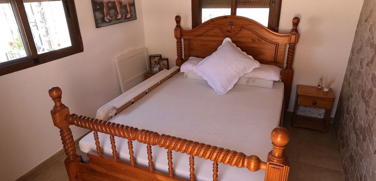 Herverkoop - Detached Villa -
Jacarilla - Jacarilla - Country