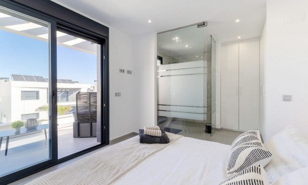 Herverkoop - Detached Villa -
Algorfa - La Finca Golf Resort