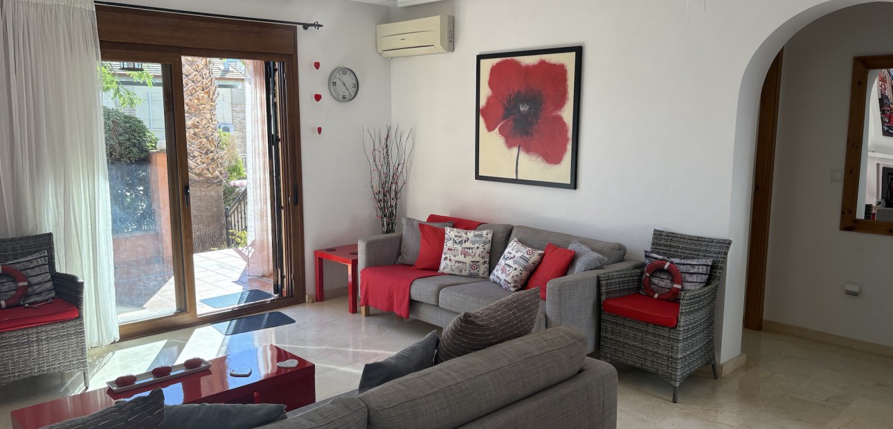 Sale - Bungalow -
Algorfa - La Finca Golf Resort