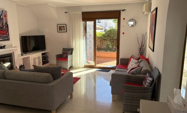 Sale - Bungalow -
Algorfa - La Finca Golf Resort