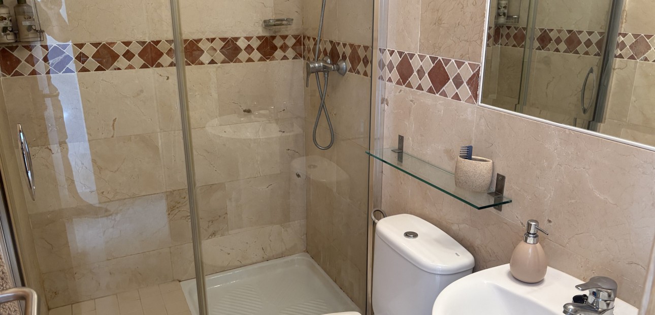 Sale - Bungalow -
Algorfa - La Finca Golf Resort