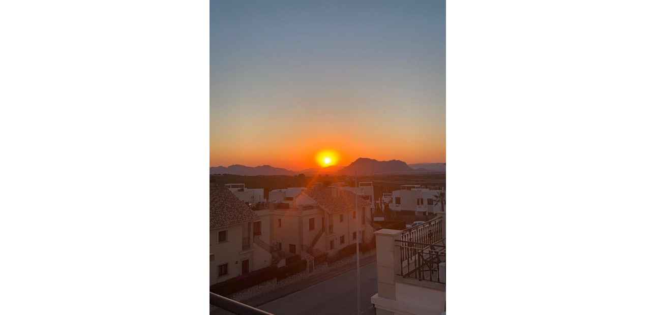 Sale - Apartment / flat -
Algorfa - La Finca Golf Resort