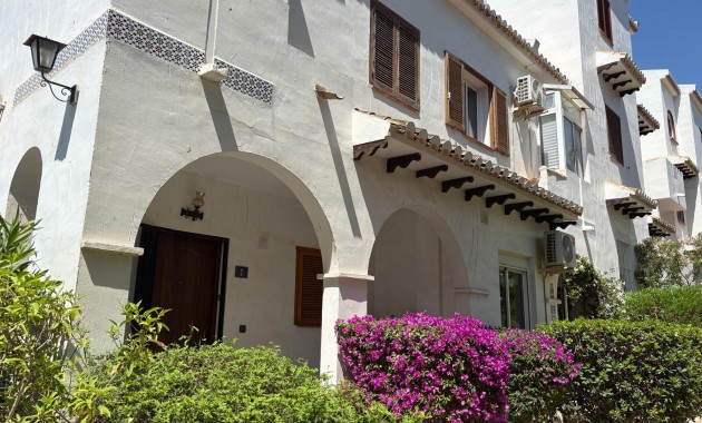 Herverkoop - Herenhuis -
Ciudad Quesada - Ciudad Quesada - Town