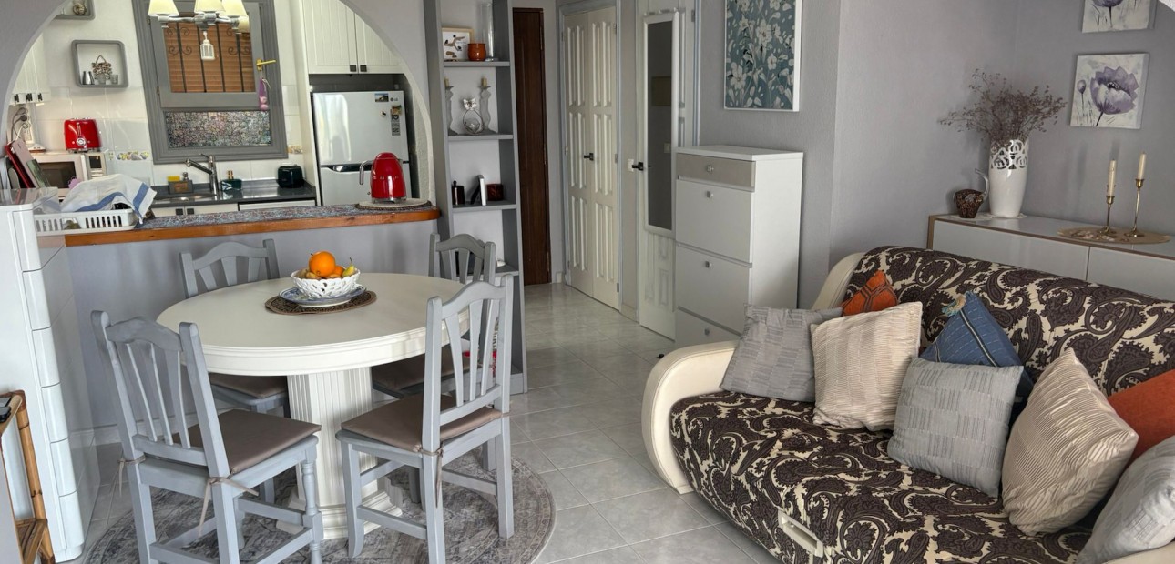 Herverkoop - Herenhuis -
Ciudad Quesada - Ciudad Quesada - Town