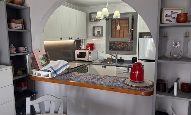 Herverkoop - Herenhuis -
Ciudad Quesada - Ciudad Quesada - Town