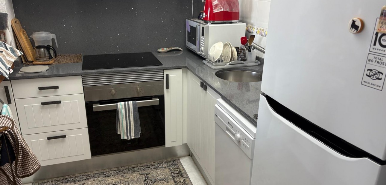 Herverkoop - Herenhuis -
Ciudad Quesada - Ciudad Quesada - Town