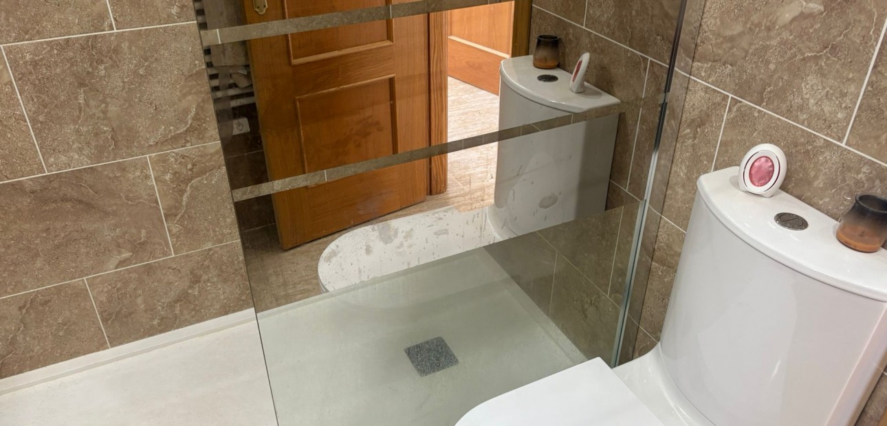 Herverkoop - Bungalow -
Algorfa - Montemar