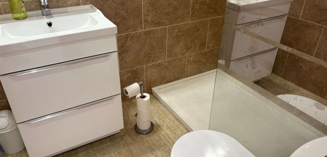 Herverkoop - Bungalow -
Algorfa - Montemar