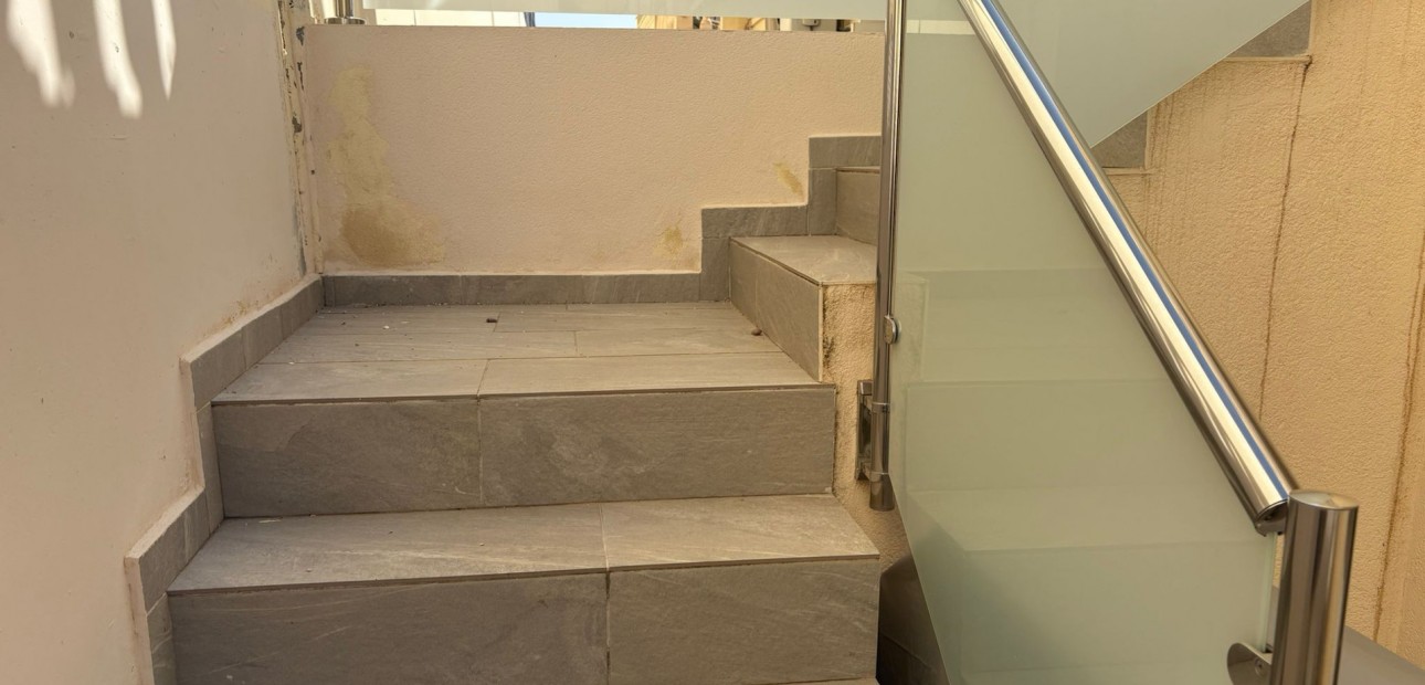 Herverkoop - Bungalow -
Algorfa - Montemar