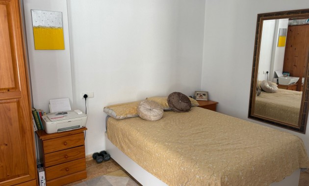 Herverkoop - Herenhuis -
Algorfa - Montemar