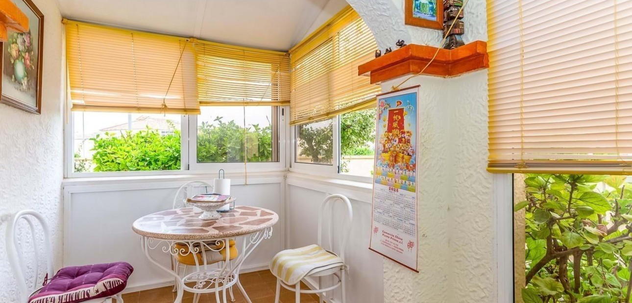 Herverkoop - Villa -
Orihuela Costa - La Zenia