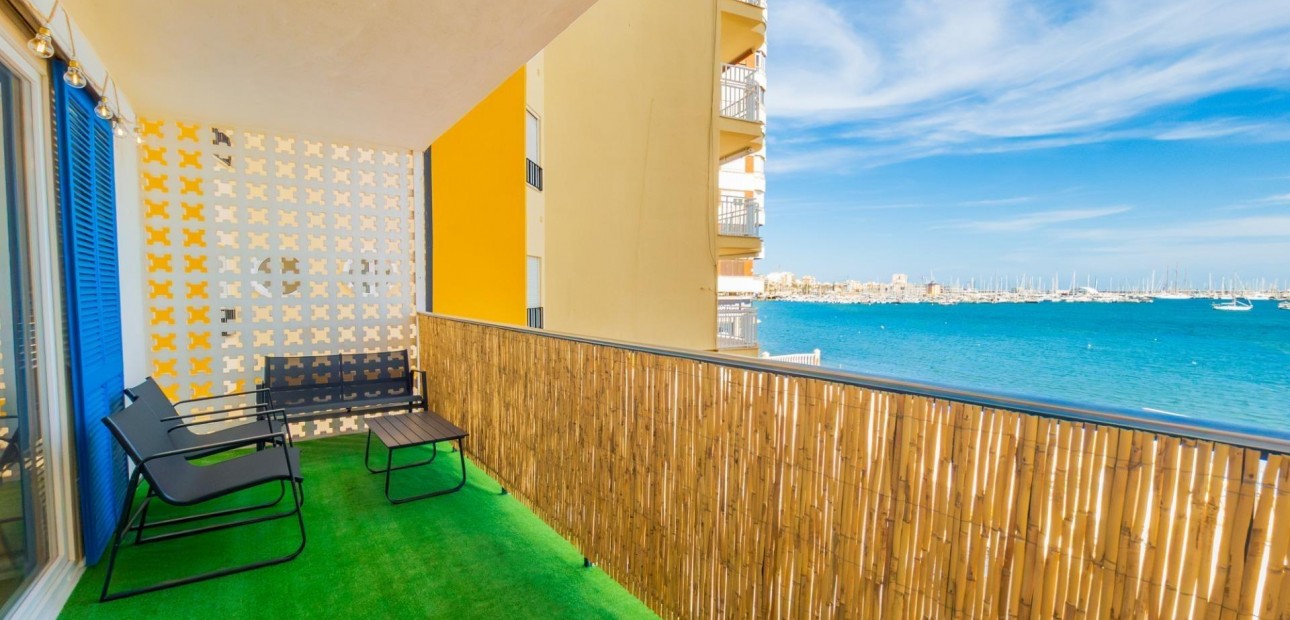 Venta - Apartamento / piso -
Torrevieja - torrevieja