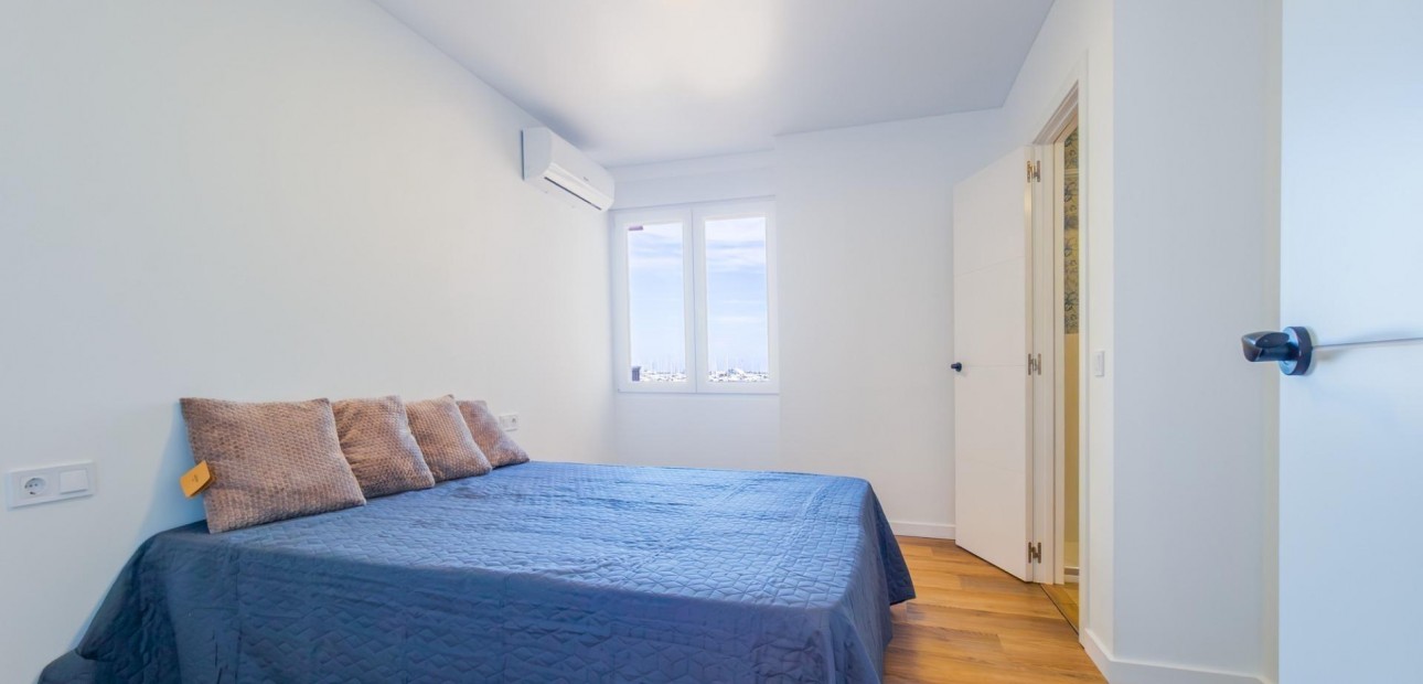 Venta - Apartamento / piso -
Torrevieja - torrevieja