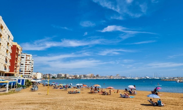 Venta - Apartamento / piso -
Torrevieja - torrevieja