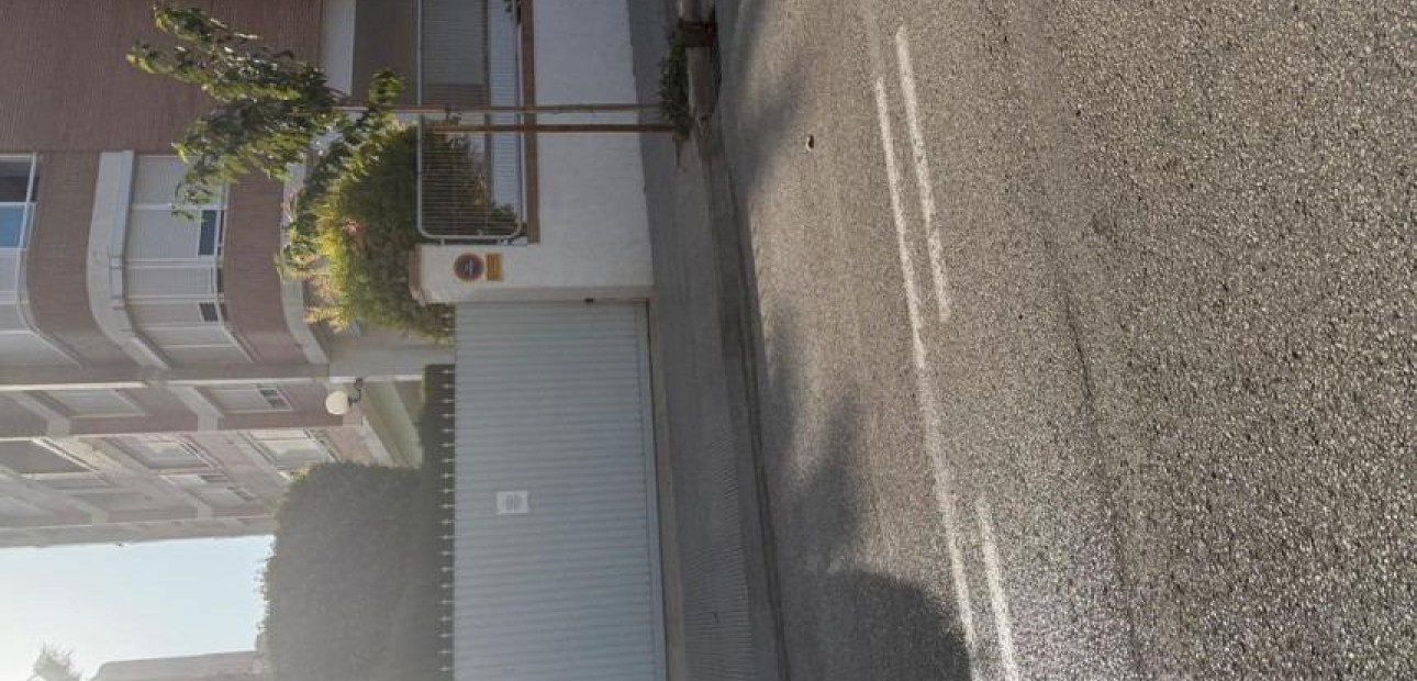 Herverkoop - Garage -
Benidorm - Rincon de Loix