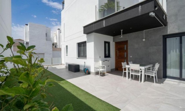 Sale - House -
Torrevieja - Los Balcones - Los Altos del Edén