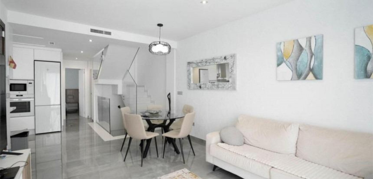 Sale - House -
Torrevieja - Los Balcones - Los Altos del Edén