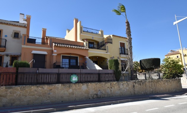 Herverkoop - Herenhuis -
Algorfa - La finca Golf