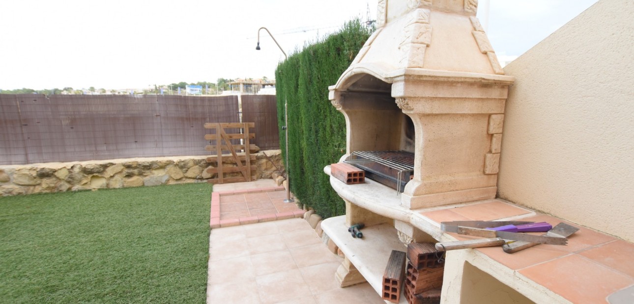 Herverkoop - Herenhuis -
Algorfa - La finca Golf