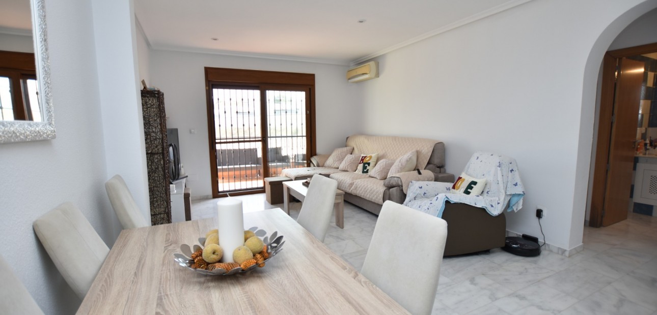 Herverkoop - Herenhuis -
Algorfa - La finca Golf