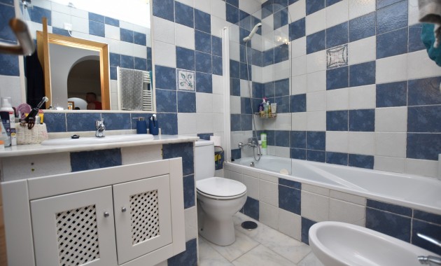 Herverkoop - Herenhuis -
Algorfa - La finca Golf