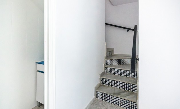 Sale - House -
San Miguel de Salinas