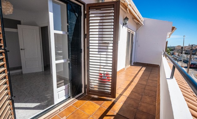 Sale - House -
San Miguel de Salinas