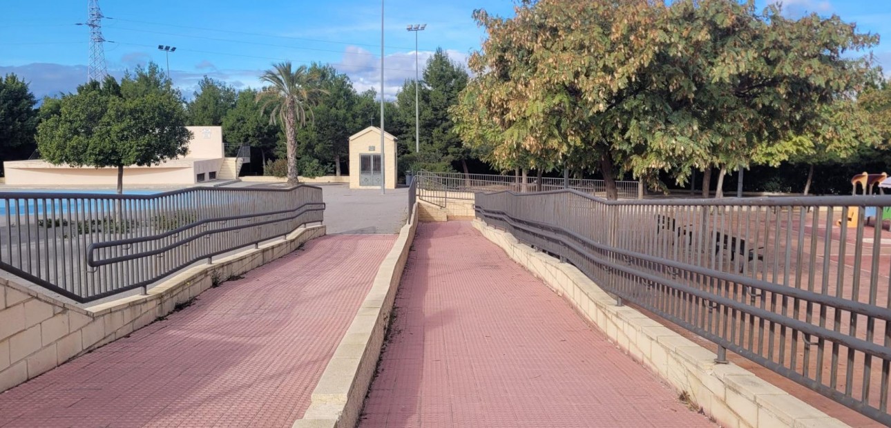 Herverkoop - urban plot -
El rebolledo - Costa blanca