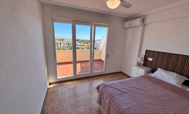 Sale - Apartment / flat -
Orihuela Costa - Rocio del Mar